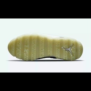 Nike Women’s Jordans Air Mae sail/white